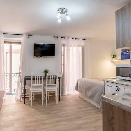 Sagasta Apartamento En Pleno Centro De Sevilla מראה חיצוני תמונה